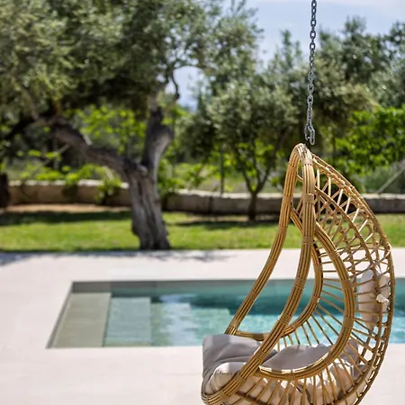 Villa Aquatic By Vintage Travel *